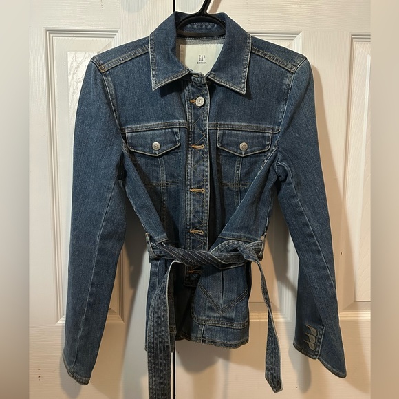 GAP Jean Jacket - Picture 2 of 3